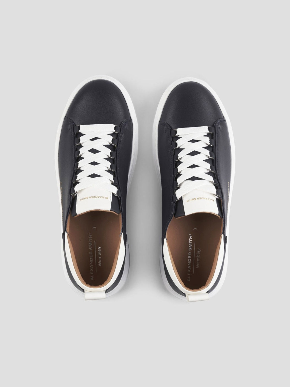 WEMBLEY MAN BLUE WHITE - WYM2263LWT